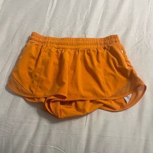Lululemon Hotty Hot Shorts 2.5"